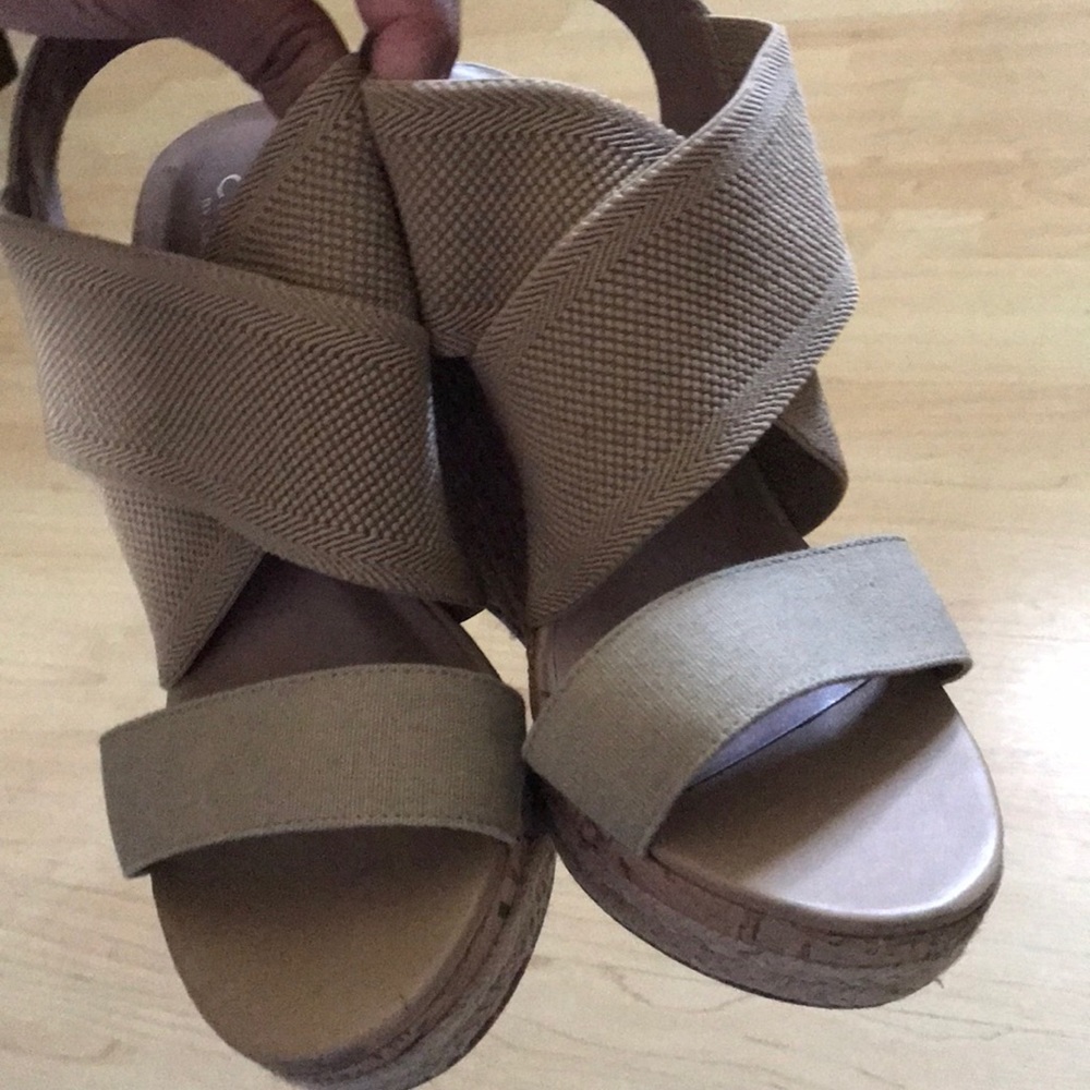 Excellent condition!! Platform shoes - Picture 4 of 4